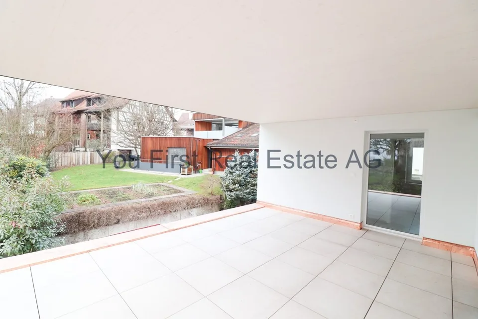 ERSTBEZUG : Maisonette-Wohnung im Herzen von Oberwil – Foto 7 von 12
