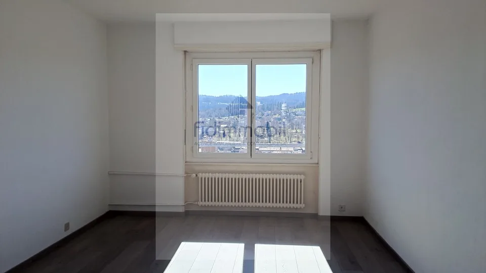 Zu vermieten, 7 Zimmer, Combe-Grieurin 37b, La Chaux-de-Fonds – Foto 7 von 12