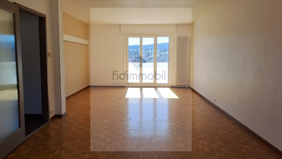 Zu vermieten, 7 Zimmer, Combe-Grieurin 37b, La Chaux-de-Fonds – Foto 6 von 12