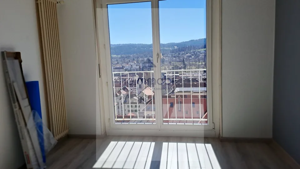 Zu vermieten, 7 Zimmer, Combe-Grieurin 37b, La Chaux-de-Fonds