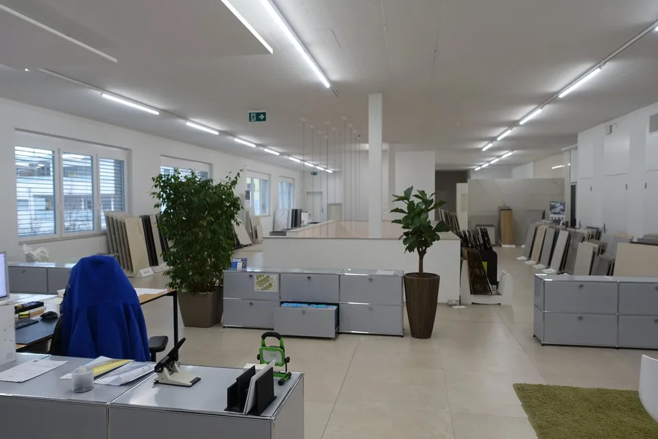 Spazio commerciale in affitto - anche possibile fino a 840m2 di superficie totale! – foto 7 di 12