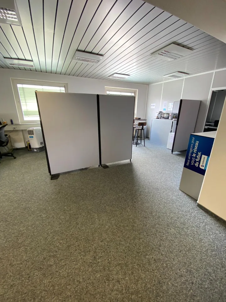 Ufficio luminoso di 2 locali nel cuore di Delémont – foto 10 di 12