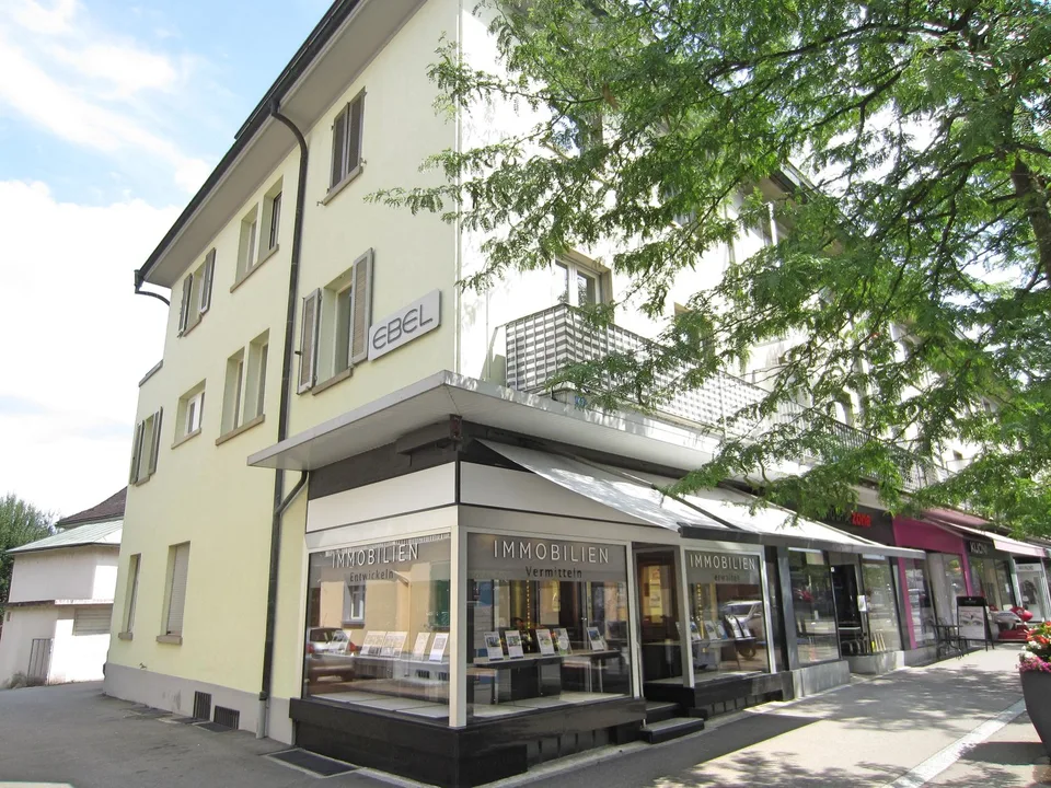 Appartamento duplex in mansarda di edificio storico ristrutturato sul viale: 500m fino a Costanza, 700m fino alla stazione