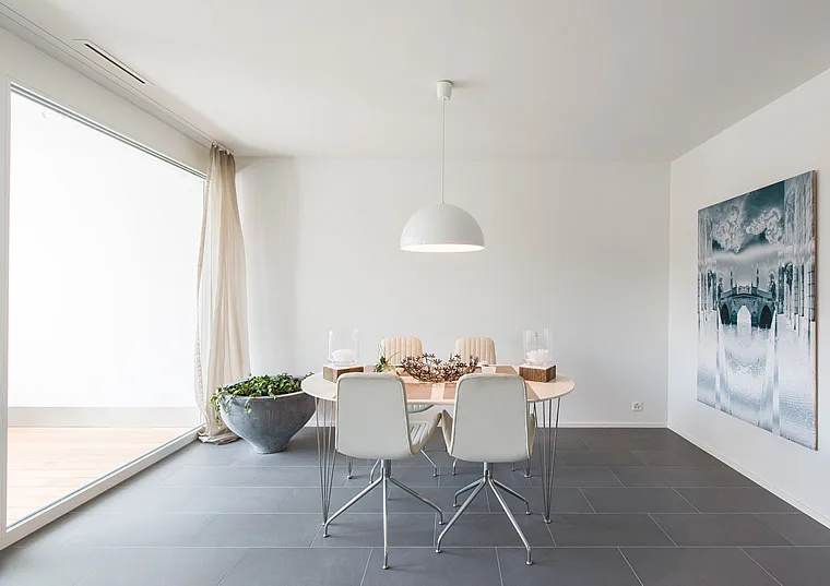 Moderne Wohnung mit eigener Terrasse - Top-Lage in Schaffhausen!