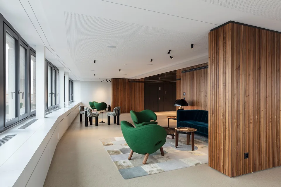 All in One - Maison d'entreprise propre plug & work - avec terrasse et de nombreux parkings