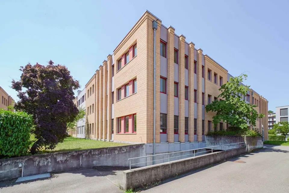 Moderne Büros in Bottmingen