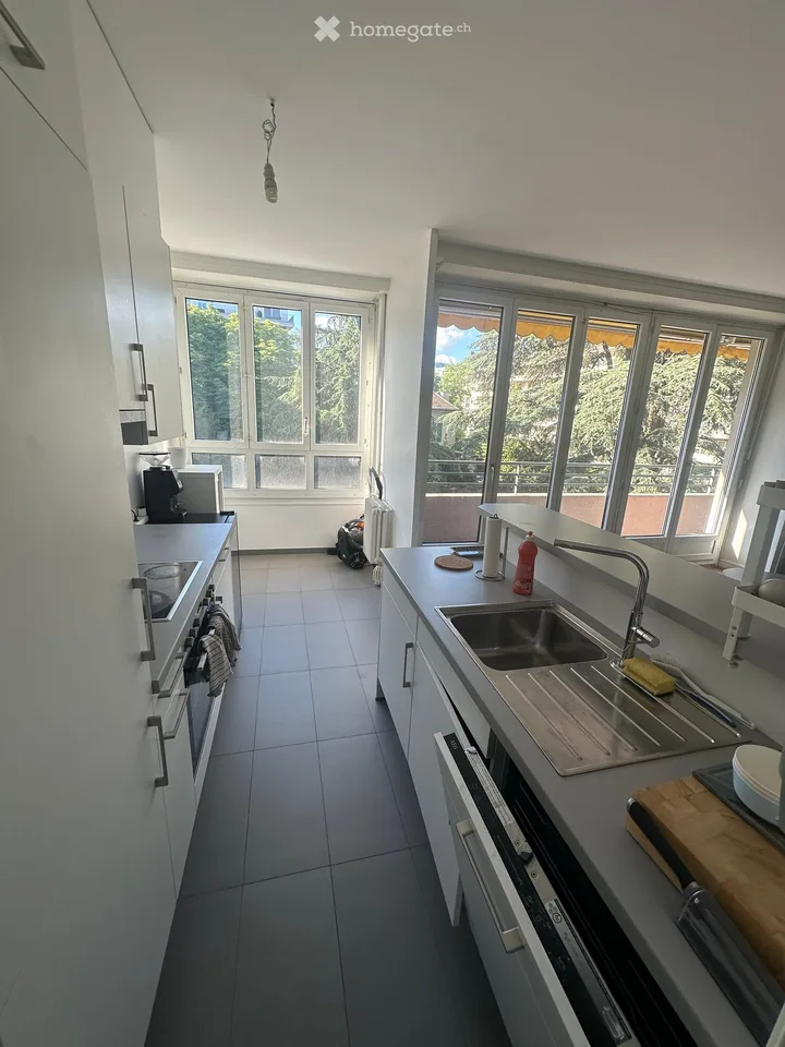 2 Bedroom Lease Takeover in Eaux Vives