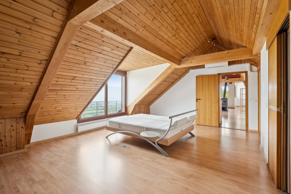 6.5 Zimmer Einfamilienhaus in Chardonne | UrbanHome
