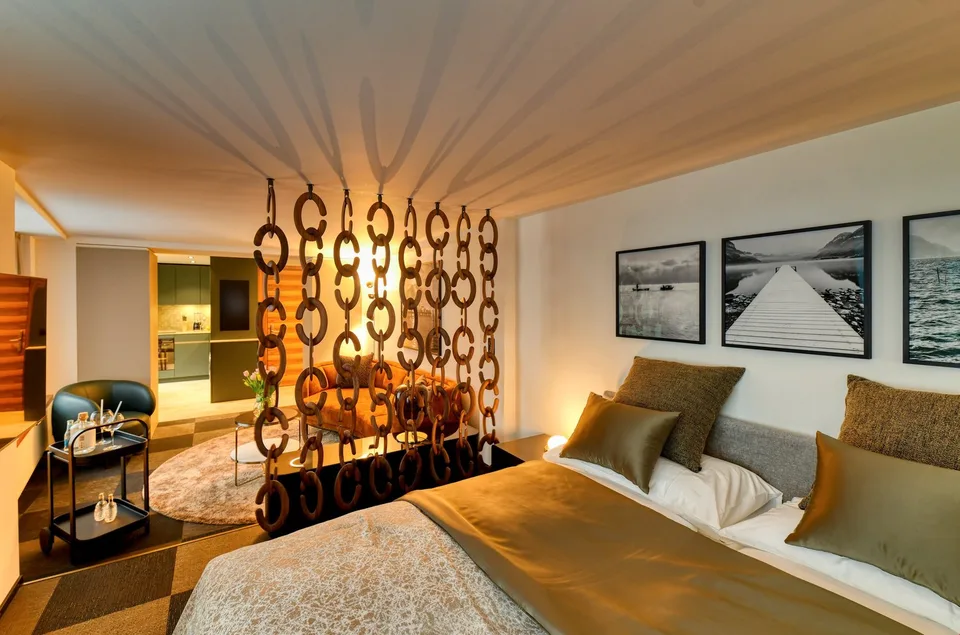 Exklusives möbliertes Apartment in der Villa Felsenau in Hergiswil am See