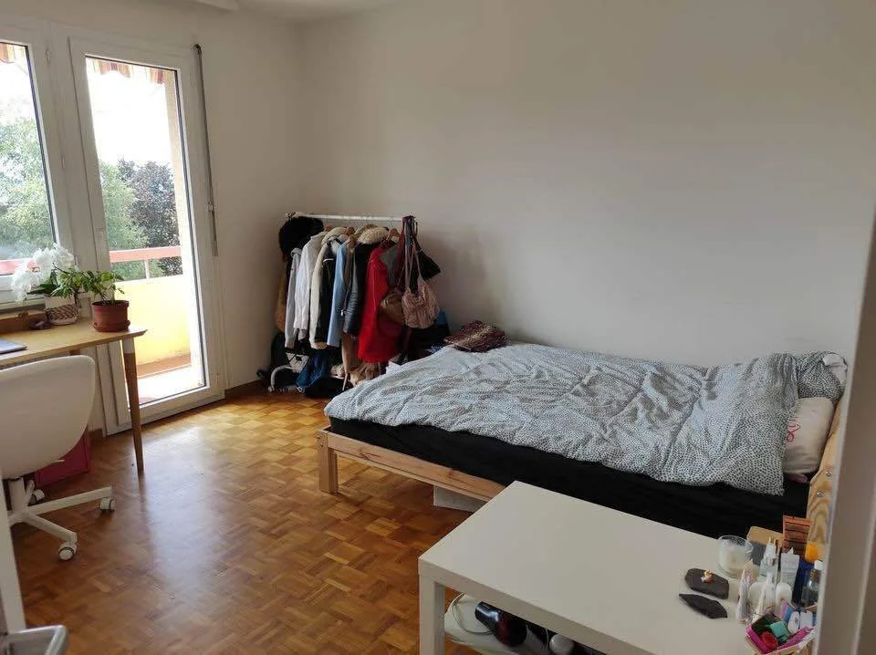 Wohnung mit 3.5 Zimmern in idealer Lage!