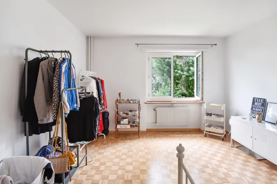 6 komplett renovierte 3-Zimmer-Wohnungen an sehr ruhiger Lage