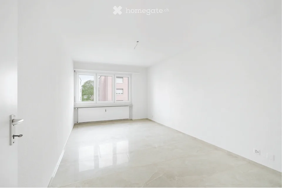 Appartamento luminoso 3.5 locali con balcone a Gossau ZH – disponibile immediatamente!
