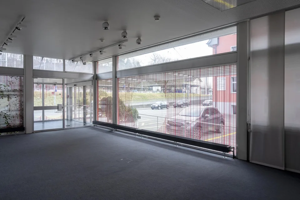 Showroom con spazi per uffici alla stazione di Koblenz
