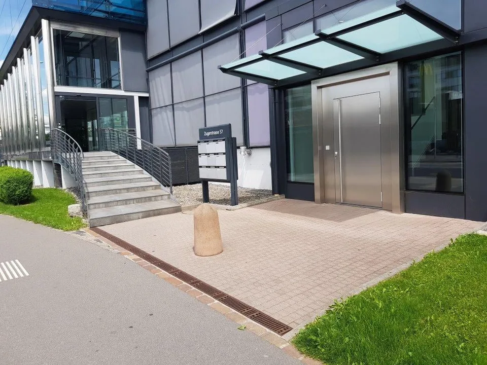 Einstellhallenplätze zu vermieten in Baar!