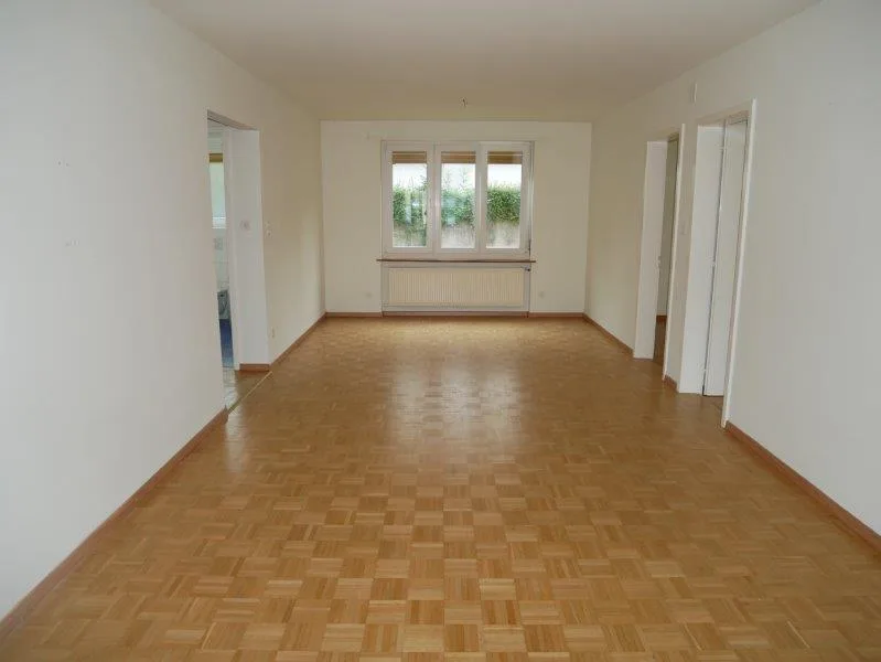 Appartement lumineux 3.5 pièces avec balcon et place de parking à Grenchen