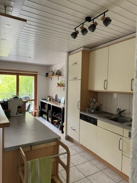 Beautiful 4 1/2 room apartment with underground parking