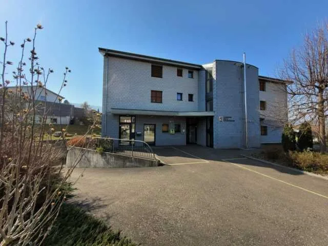 Superbe logement de 4 1/2 pièces avec parking souterrain
