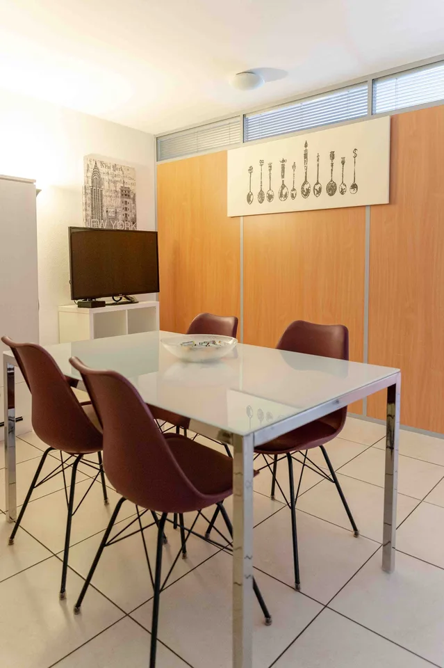 Appartement Moderne 2 Chambres avec service hôtelier – Foto 9 von 12