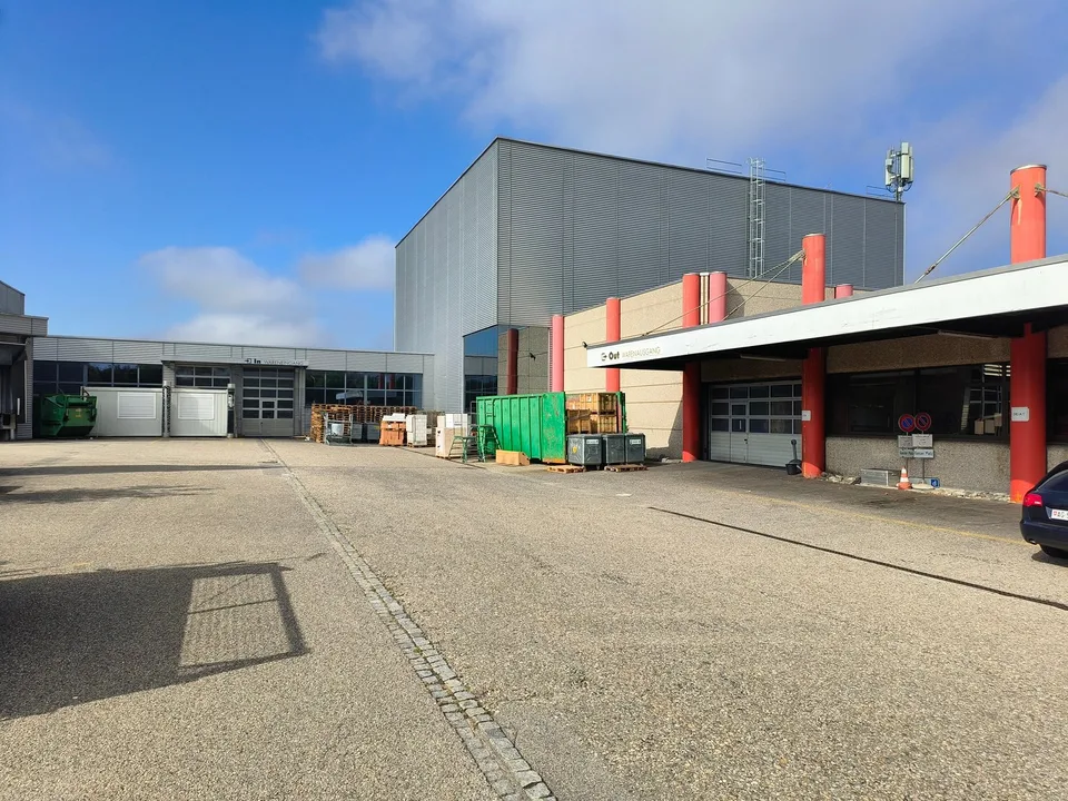 Zone industrielle "Bornfeld" à Olten : espaces de production/stockage/bureaux avec un projet de construction neuve passionnant