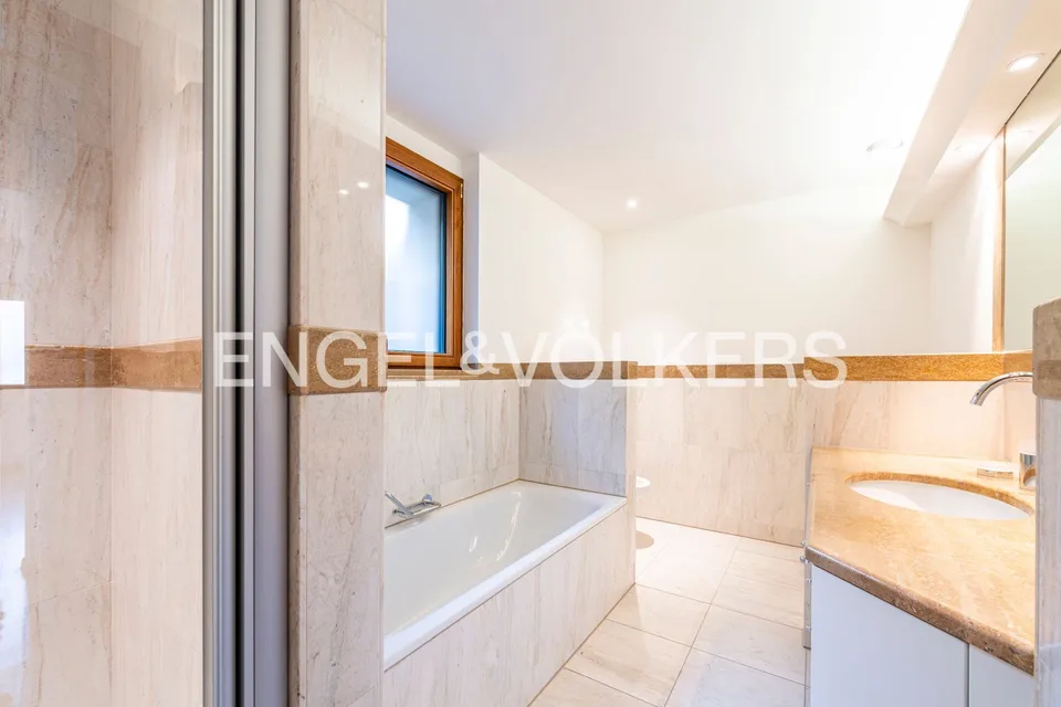 Lakefront apartments in Lugano - Unit 11 – photo 10 of 13