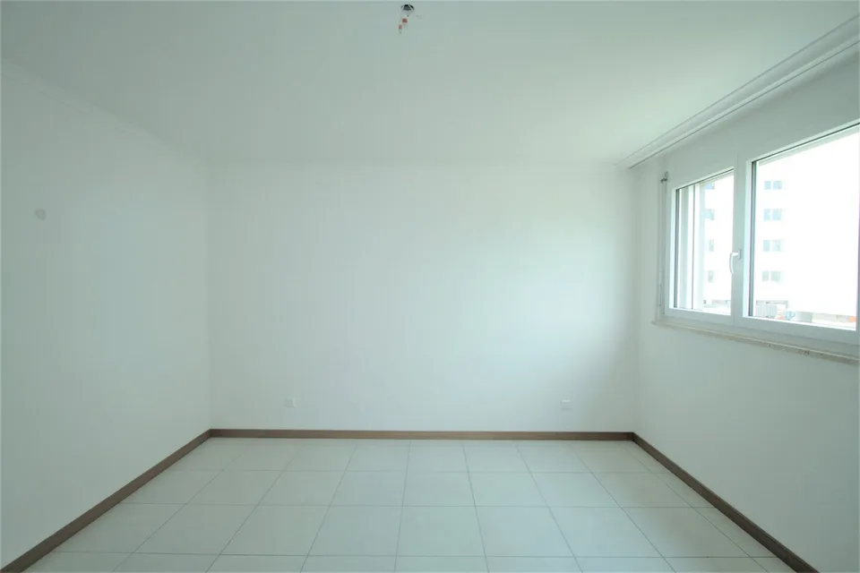 CADENAZZO, funktionale 2.5 Zimmer in strategischer Lage – Foto 6 von 7