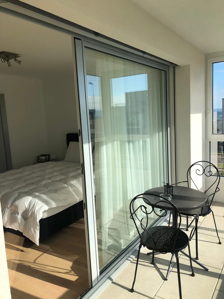 Vivere come in un hotel - Appartamento arredato di 3,5 locali nel Service-Wohnpark Freihofmatte