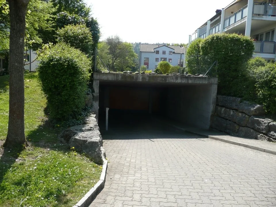 Doppeleinstellplatz in Glattfelden zu vermieten!