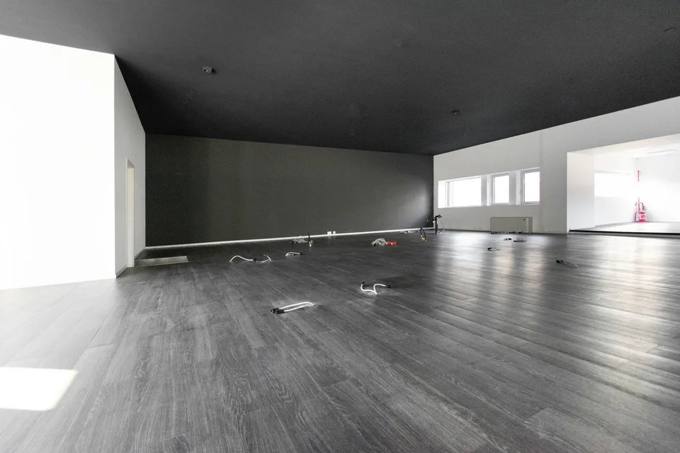 HELLES OPEN SPACE IN STRATEGISCHER LAGE – Foto 9 von 11
