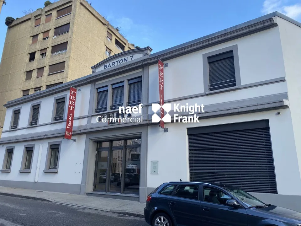 Hypercentre - Surface de 1'351 m² sur deux niveaux