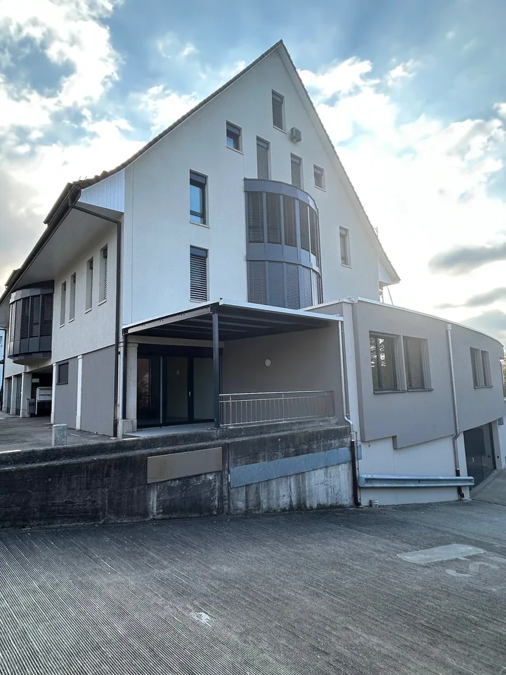 Spazio di stoccaggio e commerciale versatile nel centro di Breitenbach – foto 11 di 11