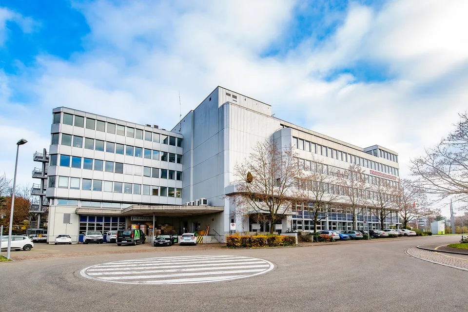 Sichern Sie sich attraktive Konditionen wie eine Beteiligung an den Ausbaukosten. – Foto 9 von 9