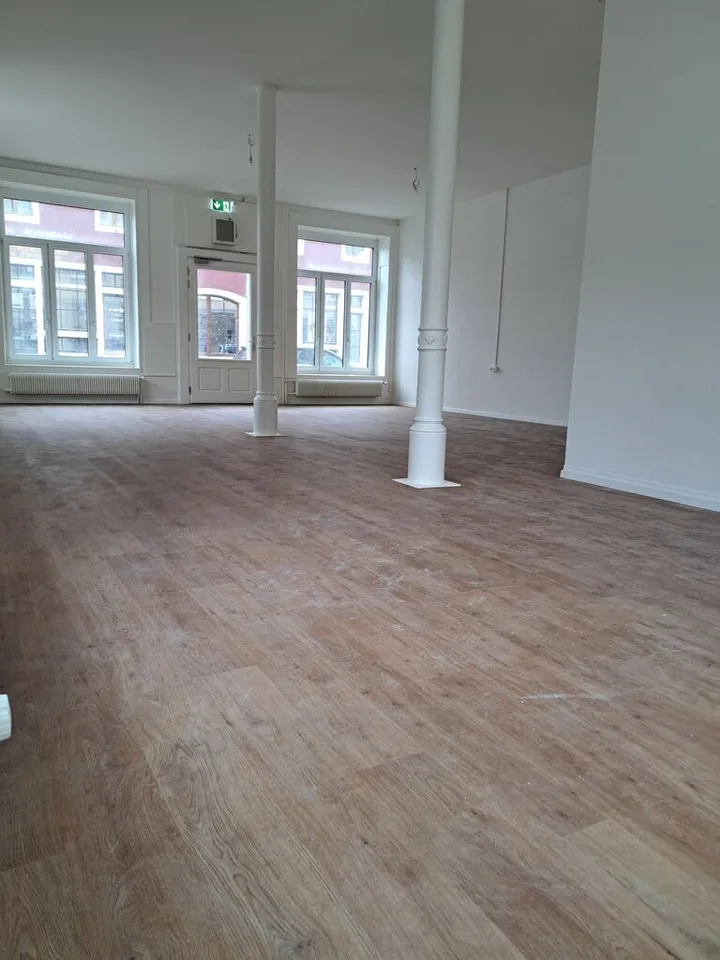 Local commercial rénové 70 m2