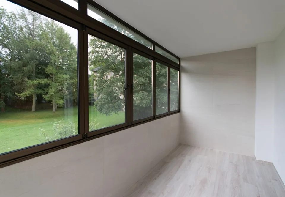 Appartamento di 3,5 locali completamente ristrutturato con box garage in una strada chiusa tranquilla – foto 9 di 10