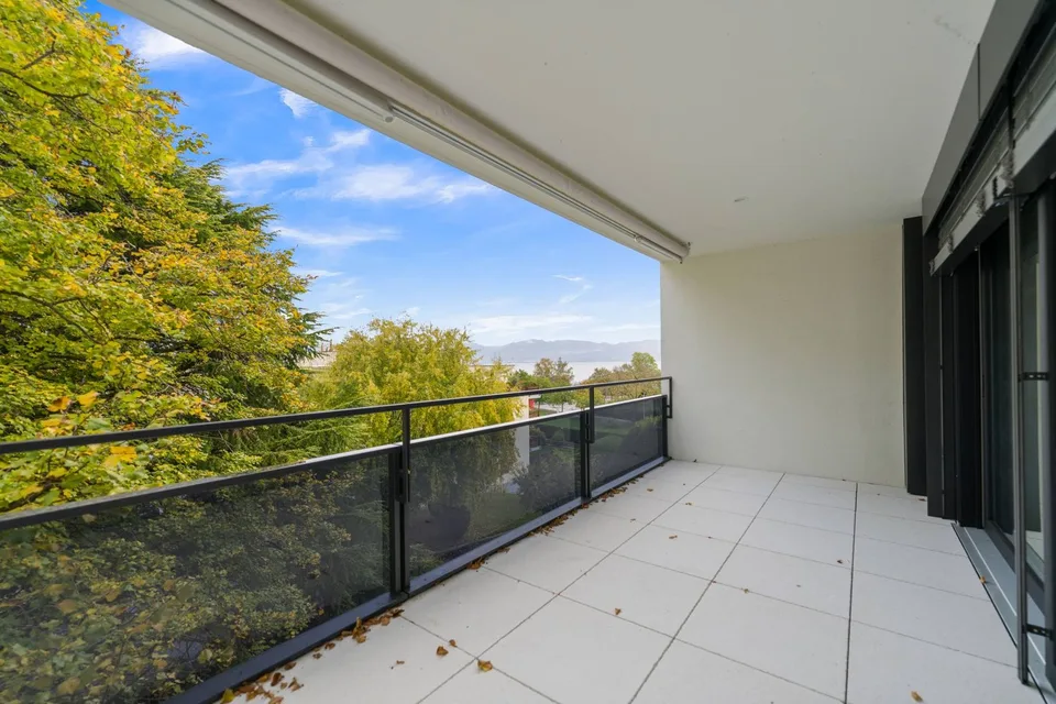 Bel appartement de 3.5 pièces au 3? étage  Balcons couverts, orientation Est  Rolle
