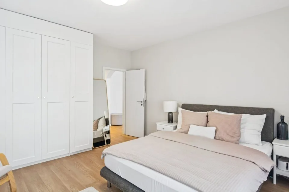 Seltenheit im Herzen von Reconvilier: Renovierte 4.5-Zimmer-Wohnung – Foto 11 von 13
