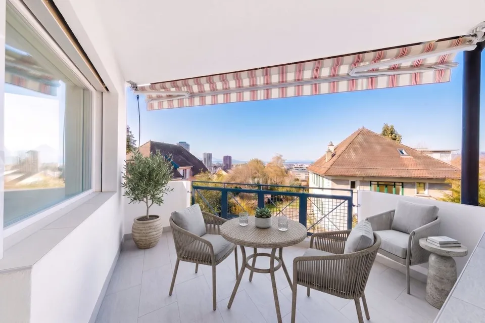 Appartement rénové de 5.5 pièces + studio indépendant