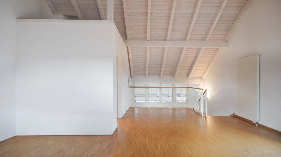 Elegante 3.5-Zimmer-Wohnung in Reinach