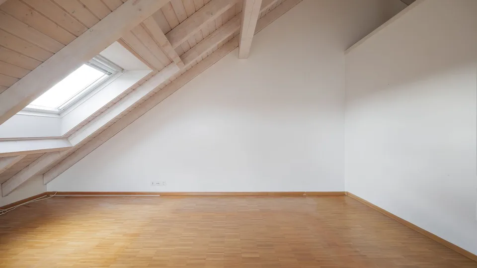 Elegante appartamento di 3,5 locali a Reinach