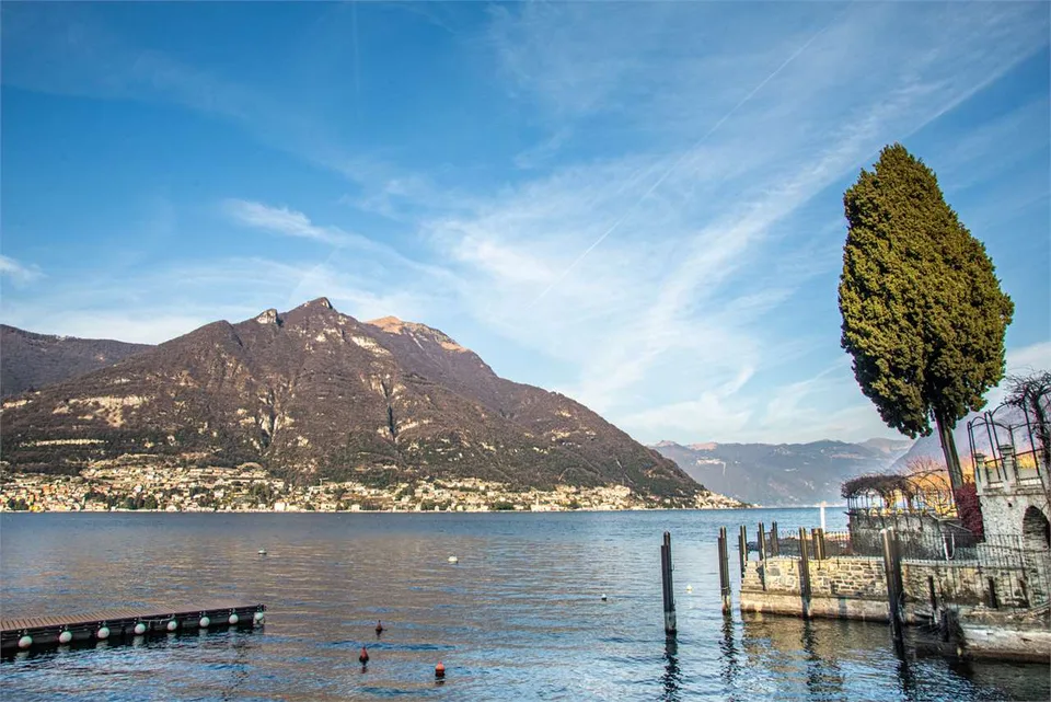 Pognana Lario - Maison bifamiliale avec vue lac splendide et grand potentiel – photo 8 sur 10