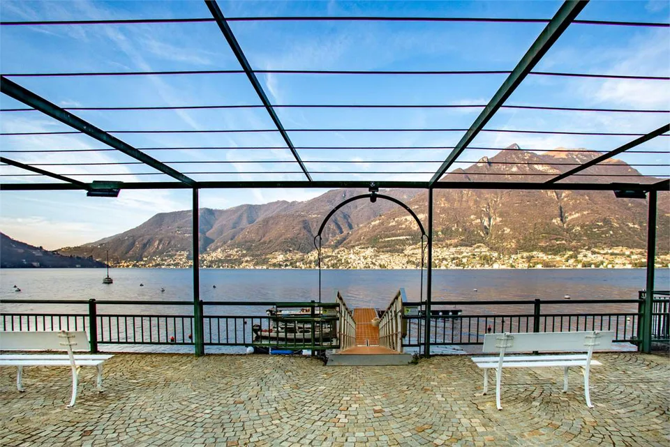 Pognana Lario - Maison bifamiliale avec vue lac splendide et grand potentiel – photo 9 sur 10