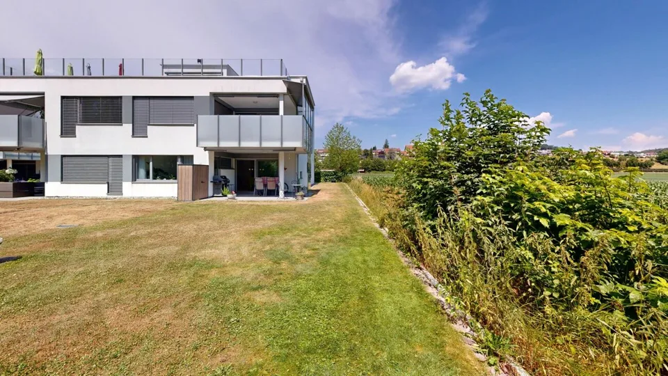 RESERVIERT: 3.5-Zimmer-Gartenwohnung mit exklusivem 245 m² Garten und gedeckter Terrasse – Foto 20 von 23