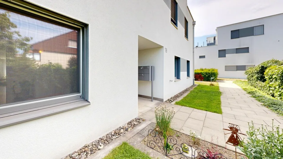 RESERVIERT: 3.5-Zimmer-Gartenwohnung mit exklusivem 245 m² Garten und gedeckter Terrasse – Foto 15 von 23