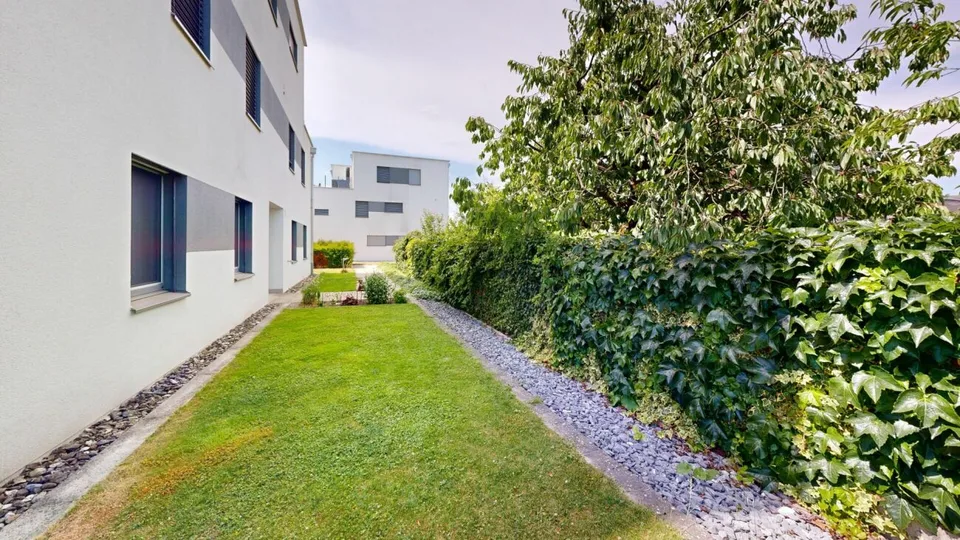 RESERVIERT: 3.5-Zimmer-Gartenwohnung mit exklusivem 245 m² Garten und gedeckter Terrasse – Foto 16 von 23