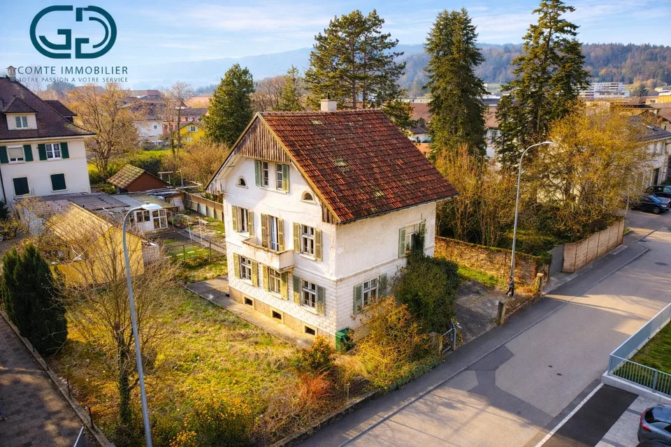 Einfamilienhaus zur Renovierung in der Nähe aller Annehmlichkeiten