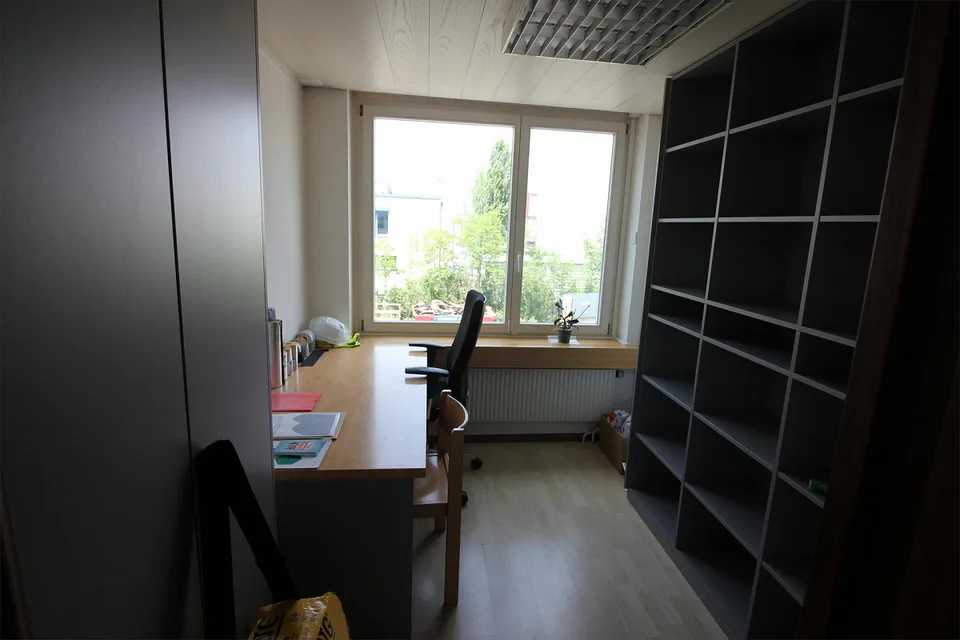 Freistehende Gewerbeliegenschaft im Industriegebiet und Baurecht – Foto 6 von 17