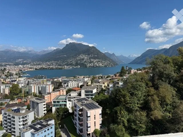 Vendesi 3.5 Locali, 83 m², 4 piano