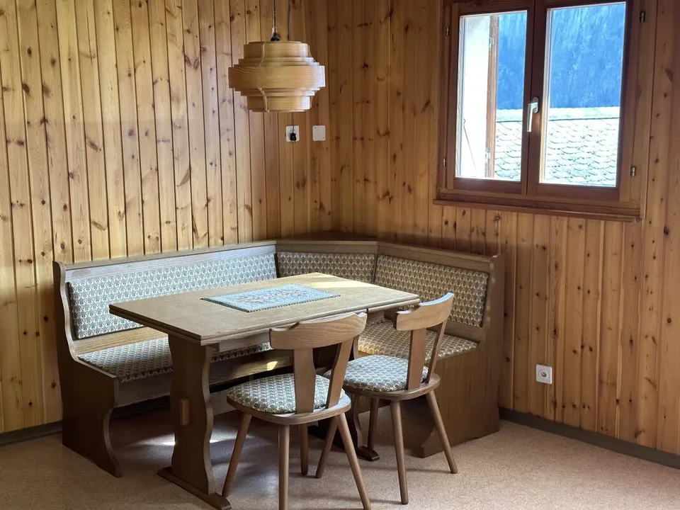 Charmantes rustikales Bergdorfhaus mit Panoramablick auf das Levantina-Tal – Foto 6 von 7
