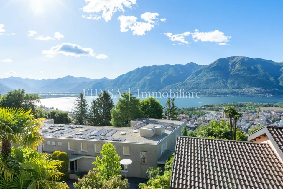 LOCARNO MONTI - Appartement avec vue imprenable sur le lac Majeur