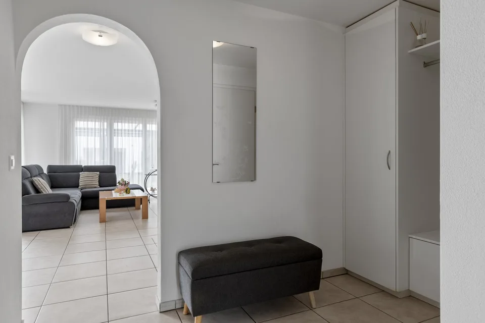Maison familiale moderne de 7,5 pièces avec jardin et terrasse à Glarus