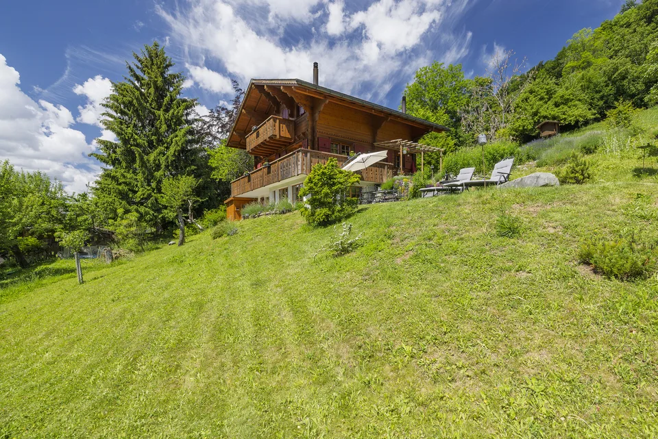 Your peaceful haven located in a charming hamlet close to Leysin!